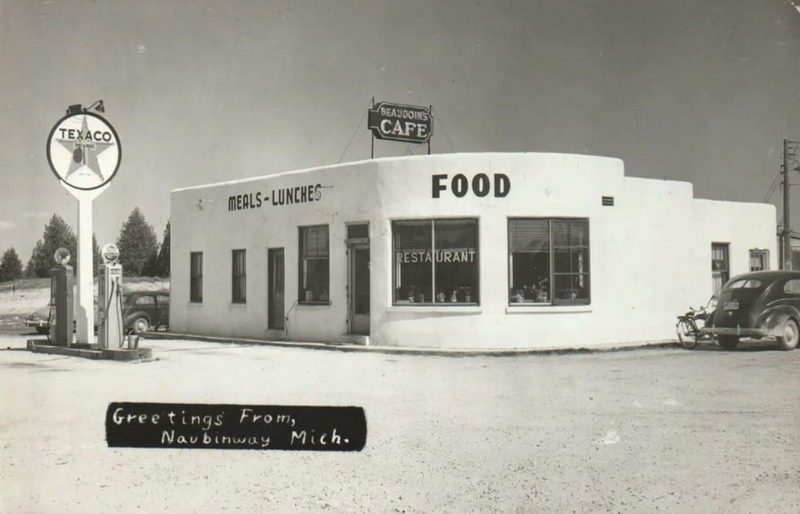 Mid-War Bar (John Henrys) - Beaudoins Cafe Historical (newer photo)